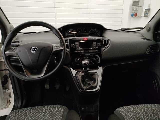 Lancia Ypsilon 1.2 69 CV 5 porte Elefantino Blu