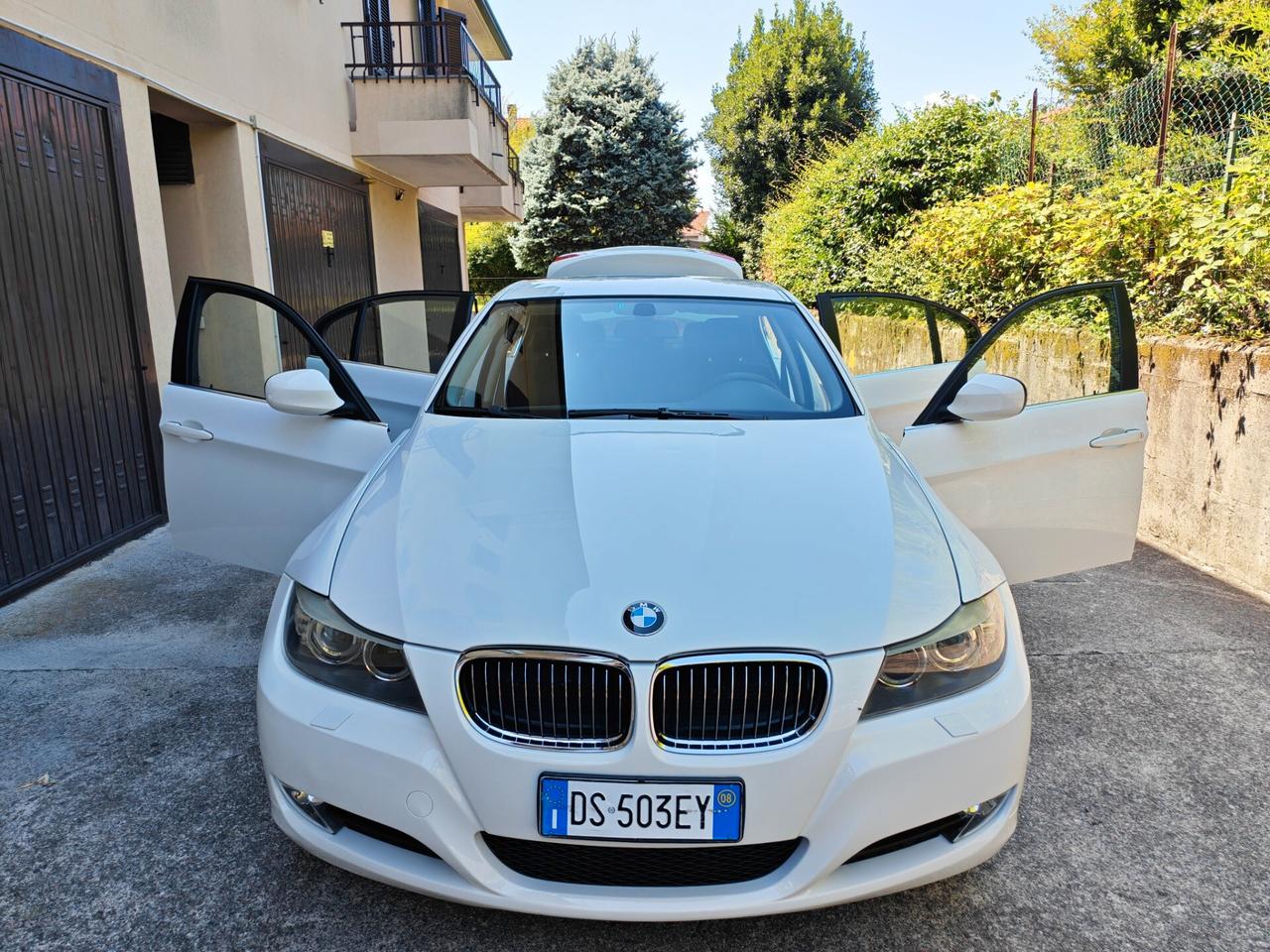 BMW 325i 3.0 BENZINA 218cv xDrive / Manuale