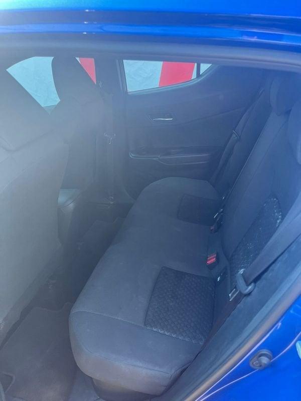 Toyota C-HR C-HR 1.8 Hybrid E-CVT Business
