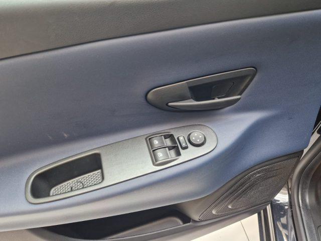 LANCIA Ypsilon 1.0 FireFly 5 porte S&S Hybrid Platino tua da ?169