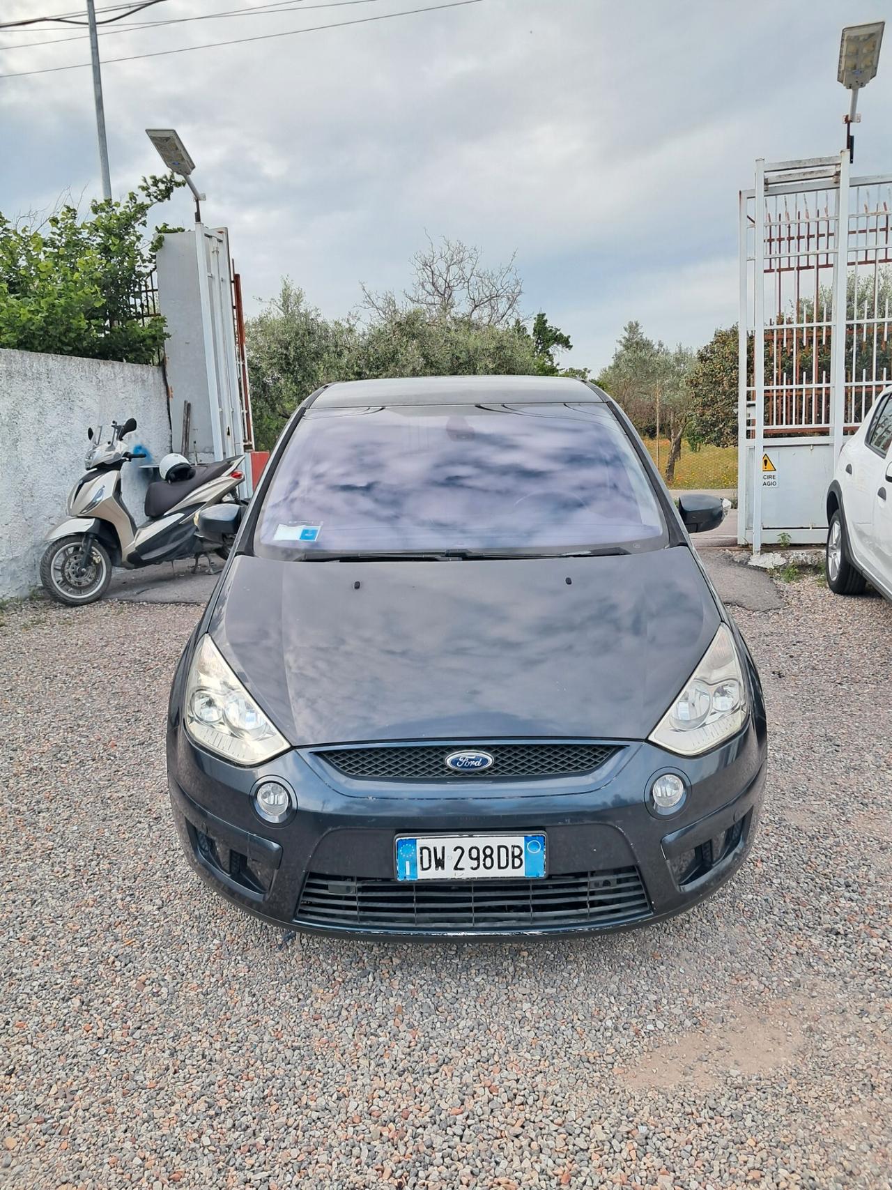 Ford S-Max 2.0 TDCi 140CV 7 posti
