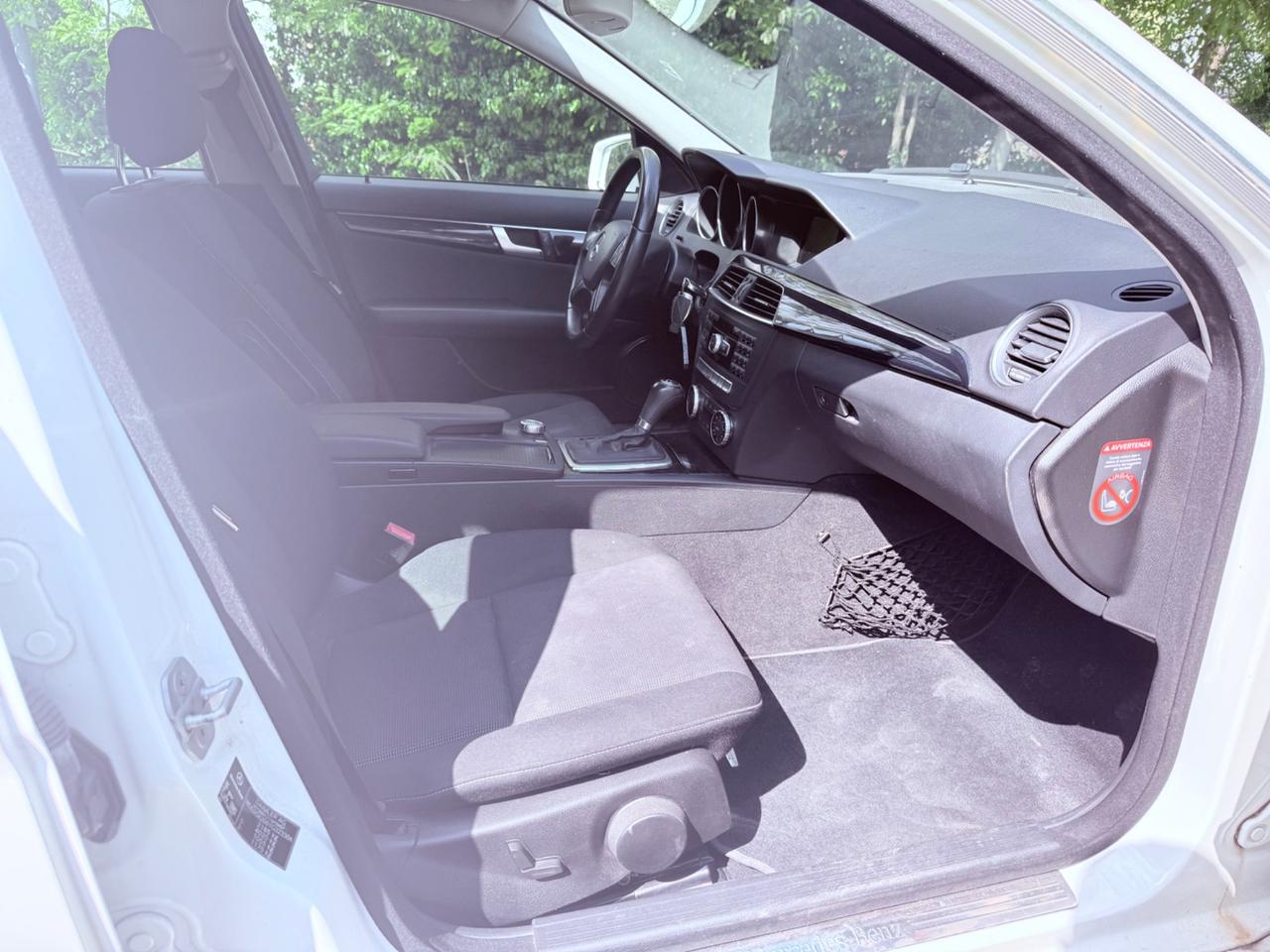 Mercedes-benz C 220 CDI - 150 MILA KM REALIIIIIIIII