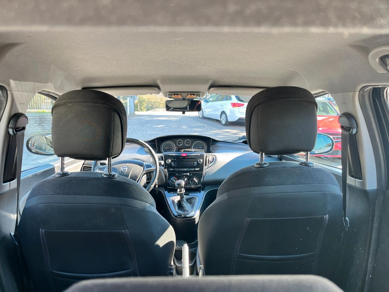 Lancia Ypsilon 1.2 69 CV 5 porte