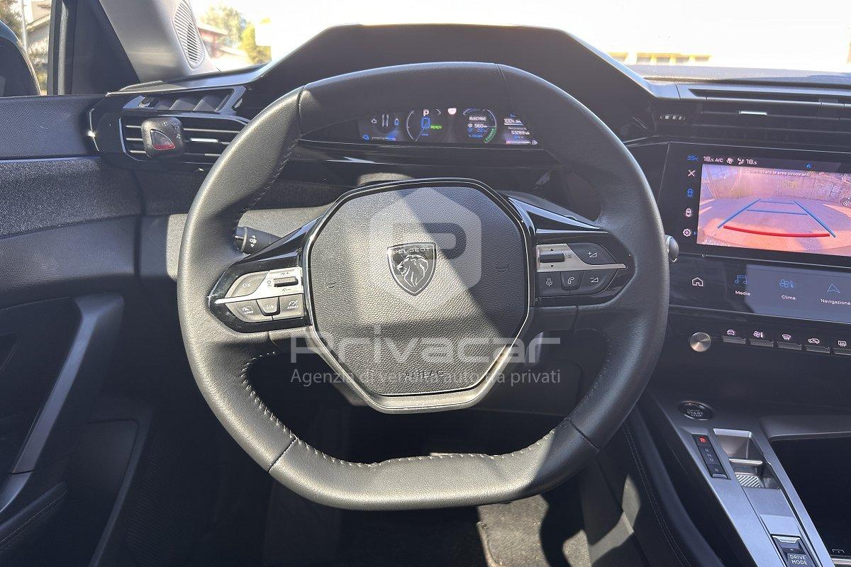 PEUGEOT 408 Plug-in Hybrid 180 e-EAT8 Allure