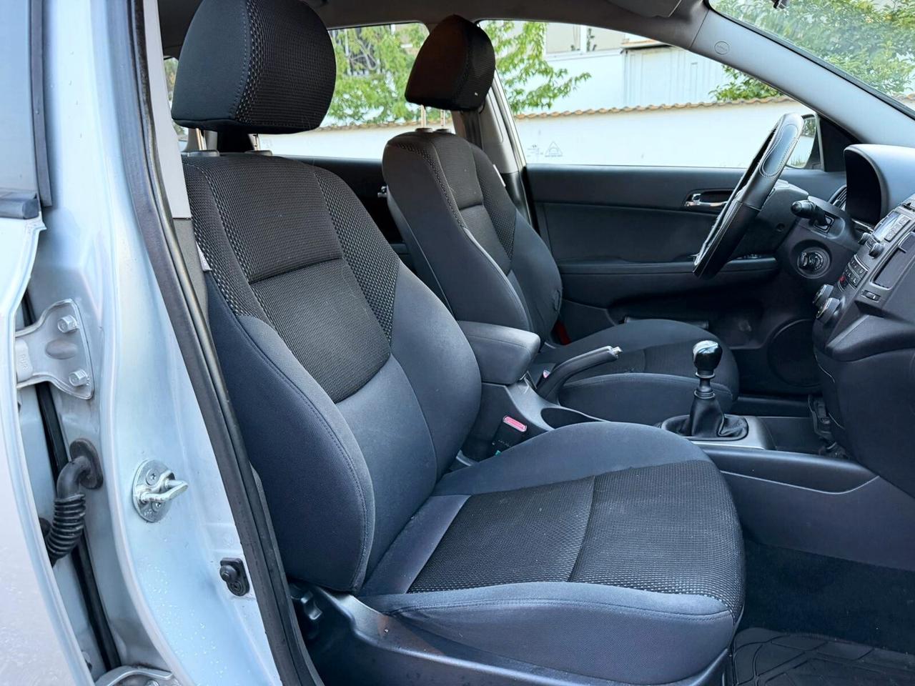 Hyundai i30 SW 1.6 CRDi 90cv Neopatentati