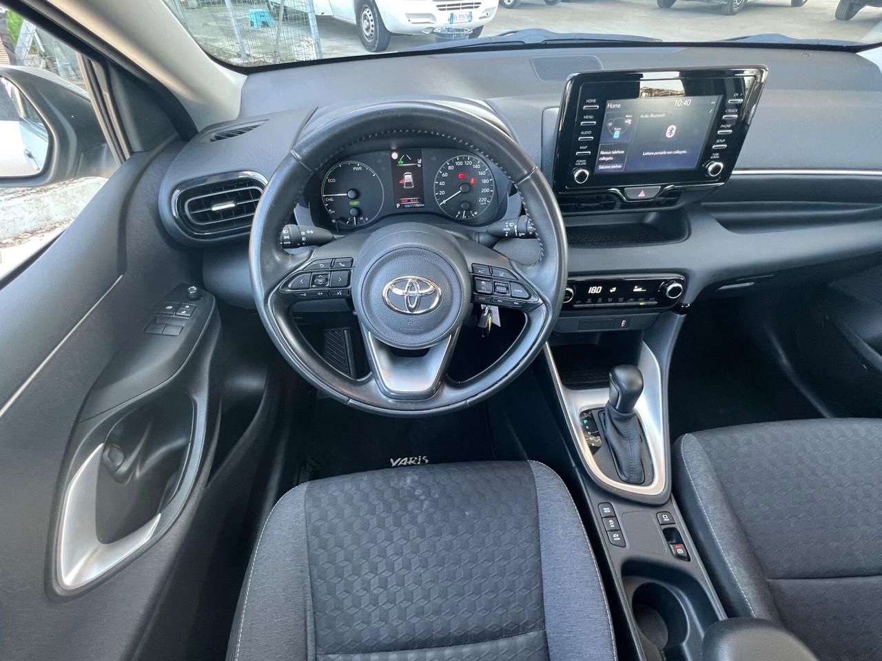 Toyota Yaris 1.5 Hybrid 5 porte Business FINANZIABILE