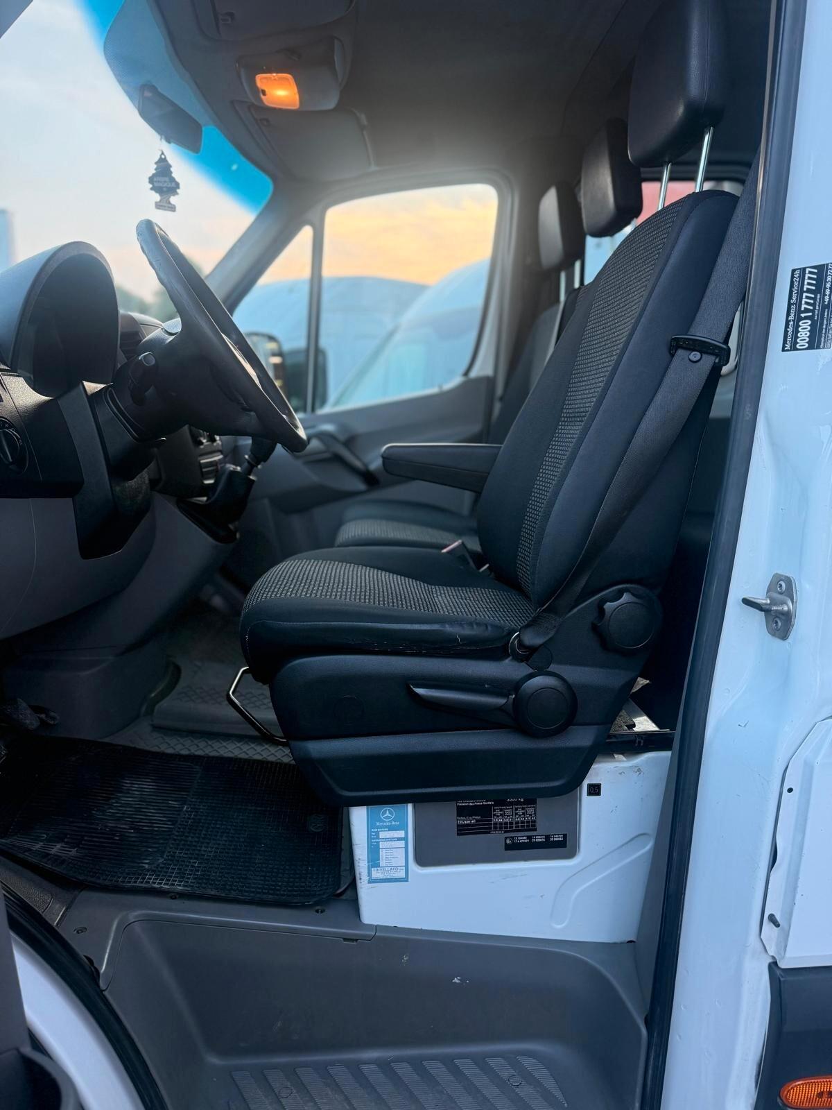 Mercedes-benz SPRINTER 311 CDI 7 POSTI