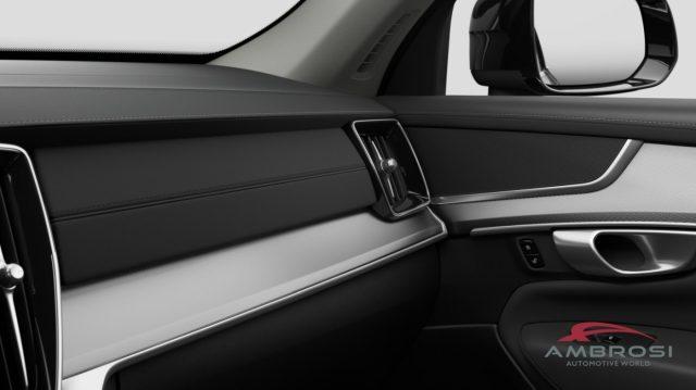 VOLVO XC90 B5 AWD Mild hybrid Benzina Core Bright 7 Sedili