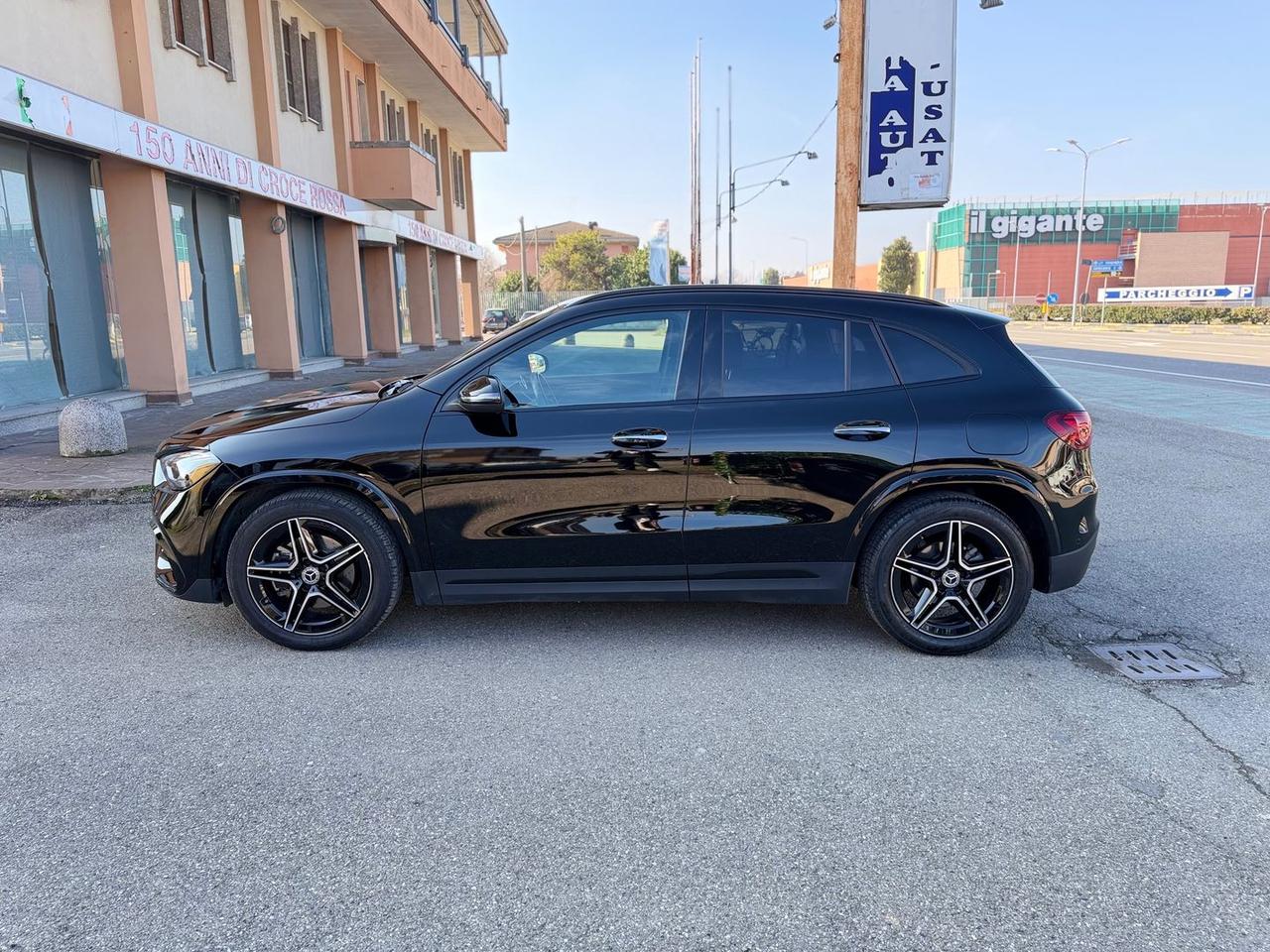 Mercedes-Benz GLA 200 AMG Line Premium GLA 2 #9504