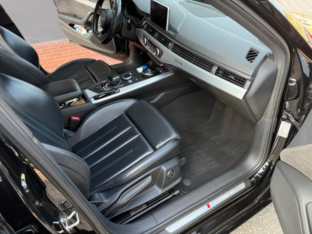 Audi A4 2.0 TDI 190 CV ultra S tronic Business Sport quattro