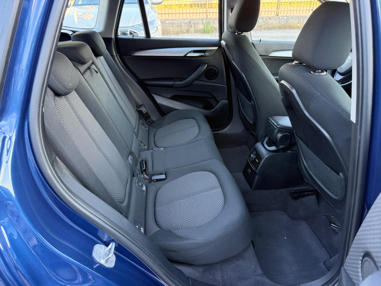 Bmw X1 20d 2.0 190 Cv Fari led