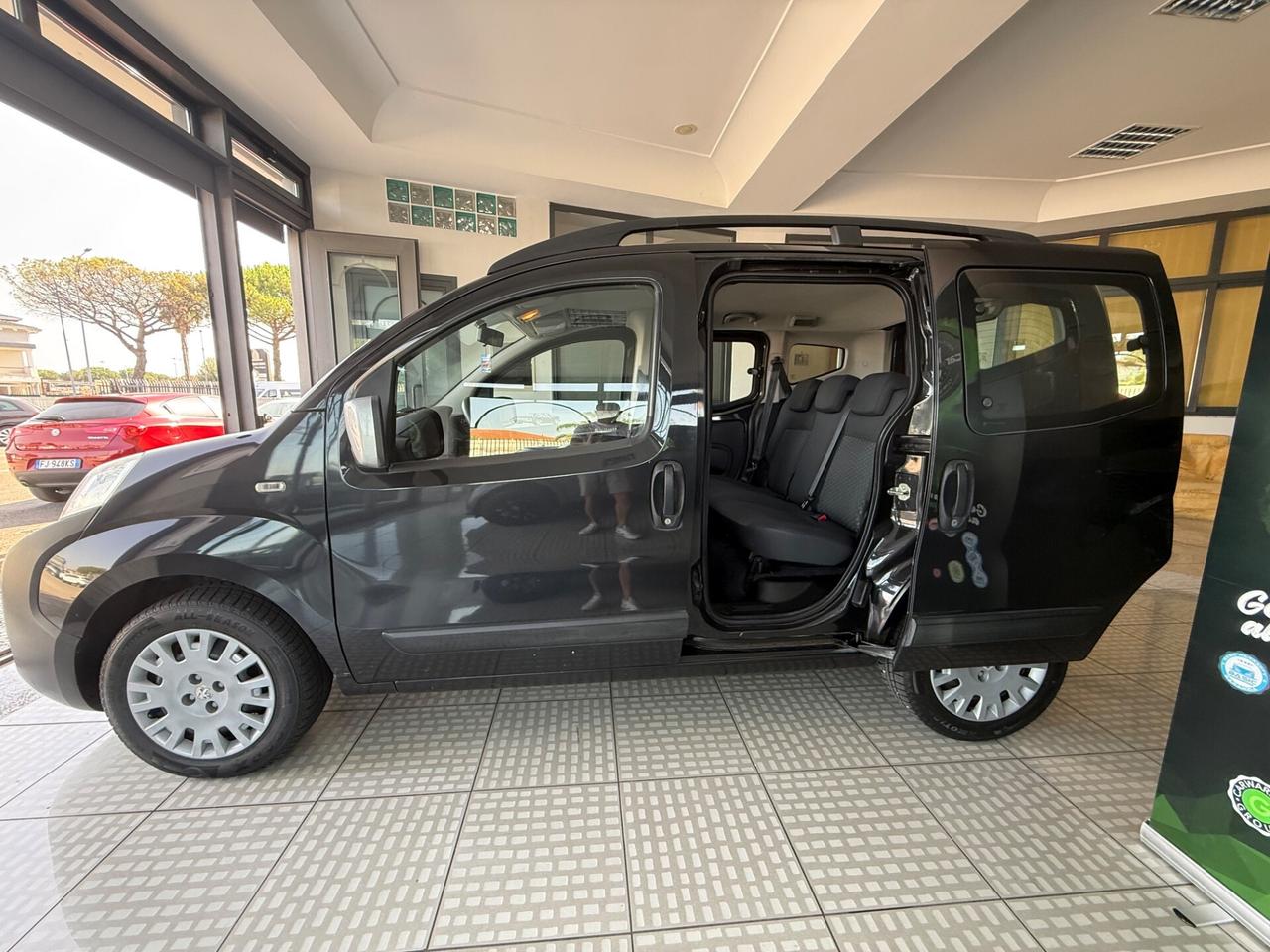 Peugeot Bipper Tepee 1.3 HDi 75 FAP Stop&Start Outdoor