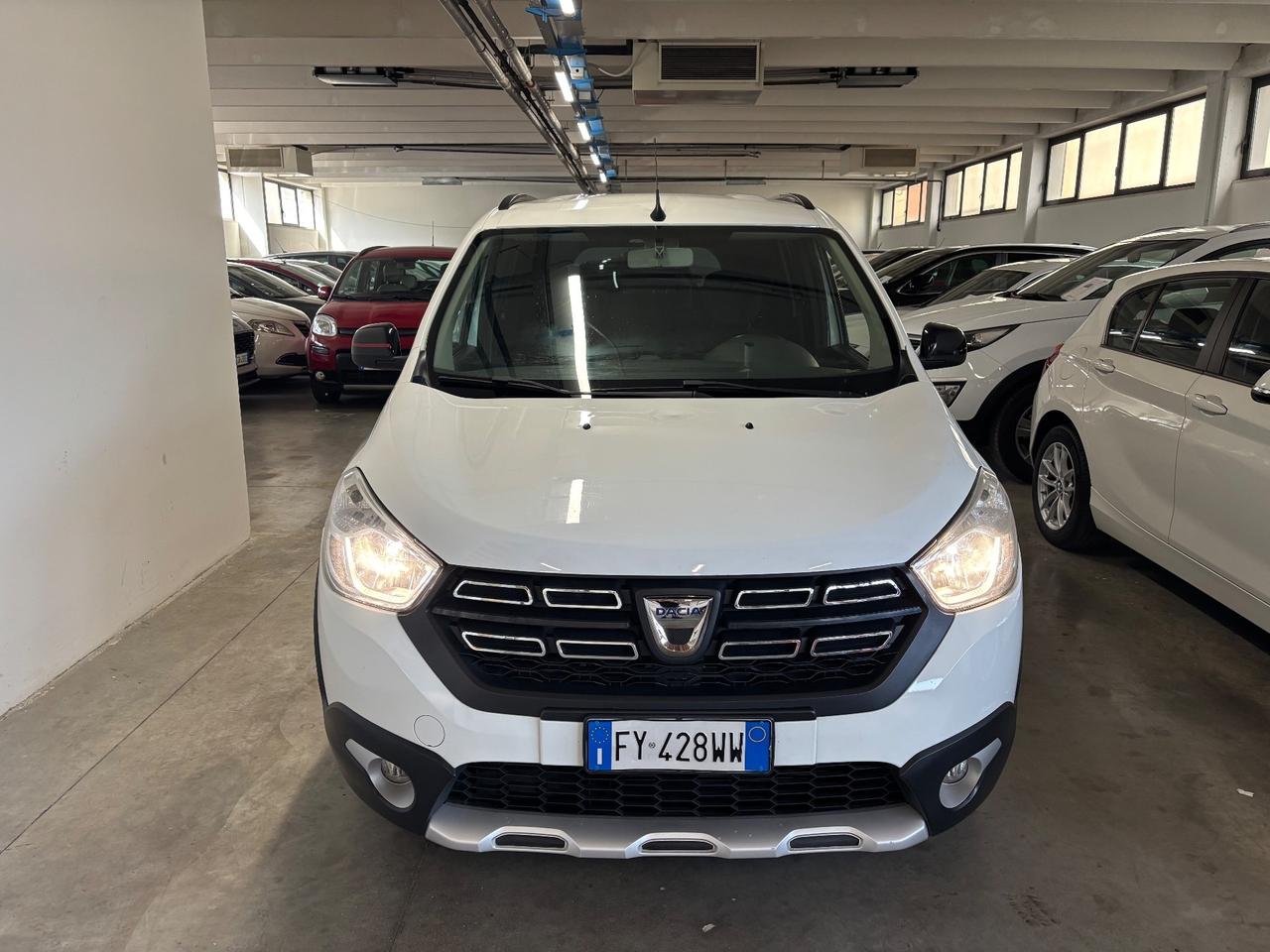 Dacia Lodgy Stepway 1.5 dci | 7 POSTI |