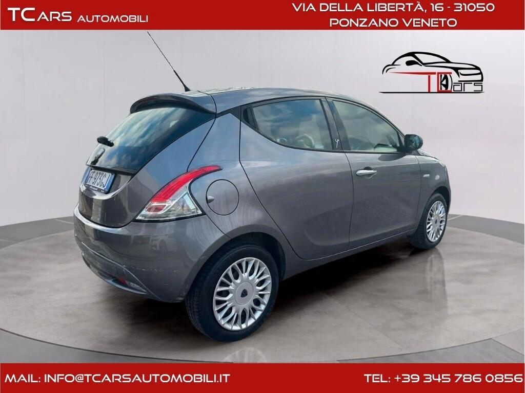 LANCIA YPSILON 1.2 BENZINA-NEOPATENTE-CINGHIA NUOV