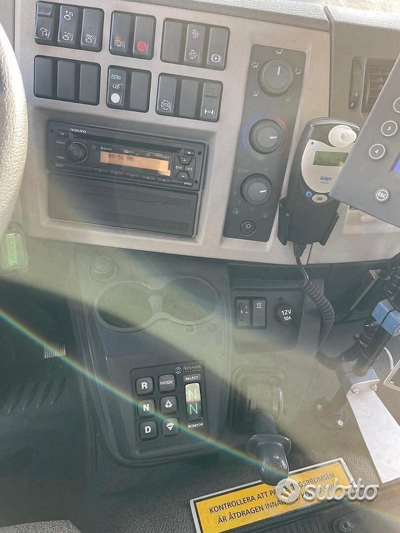 Piattaforma -PARI AL NUOVOO 30 MILA KM -OK PERMUTE