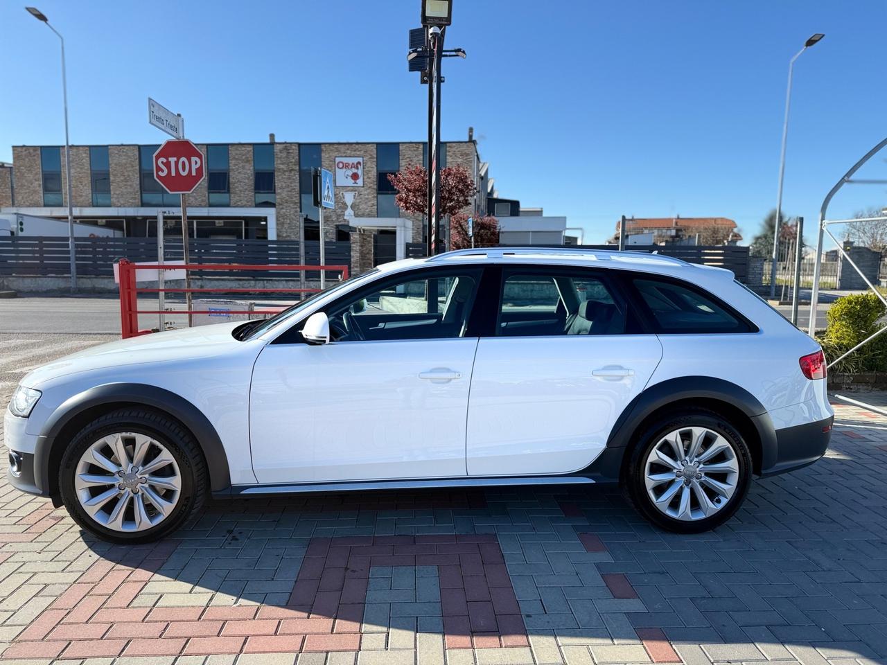 Audi A4 allroad 2.0 TDI 190 CV EURO6.. TETTO APRIBILE