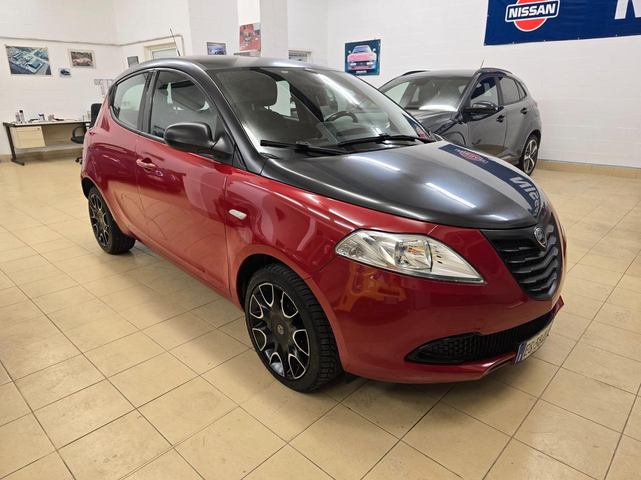 Lancia Ypsilon 1.3 MJT 16V 95 CV 5 porte S&S S Momodesign