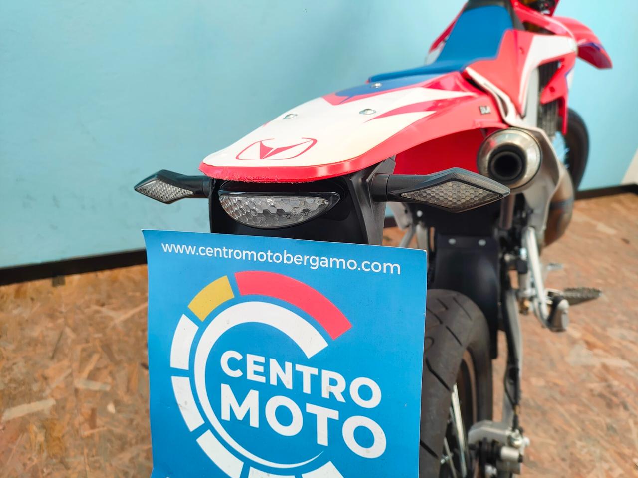 Vent Baja 50 2 tempi Enduro scarico Polini