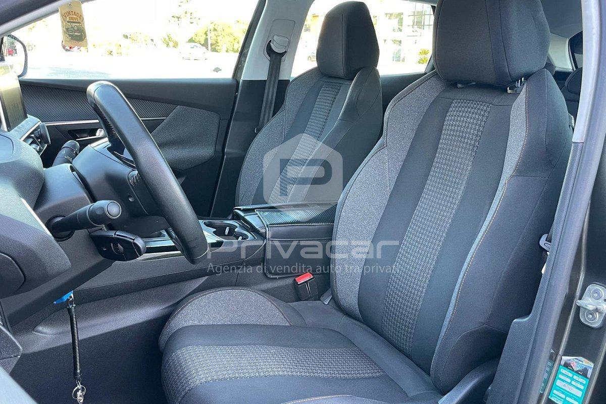 PEUGEOT 3008 BlueHDi 130 S&S Business