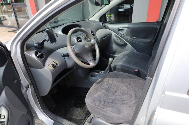 TOYOTA Yaris 1.0i 16V 5 Porte Sol Ideale per NEOPATENTATI