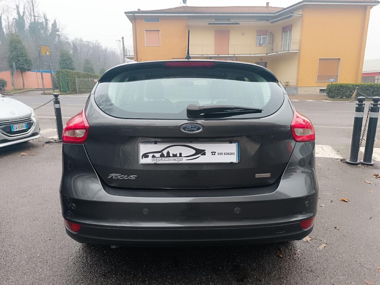Ford Focus 1.0 DISTRIBUZIONE NUOVA, NAVIGATORE