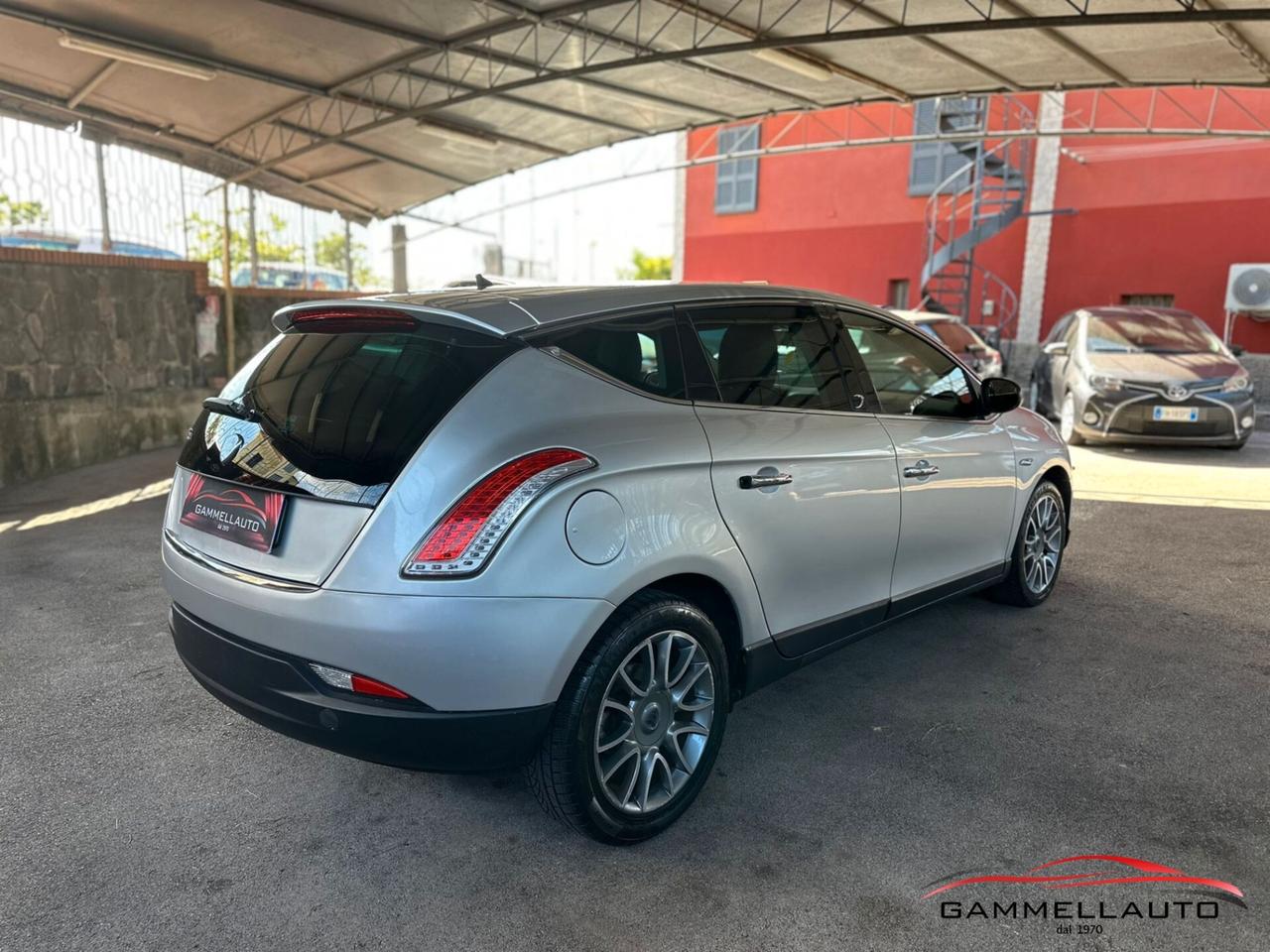 Lancia Delta 1.6 mjt Argento 120cv E5