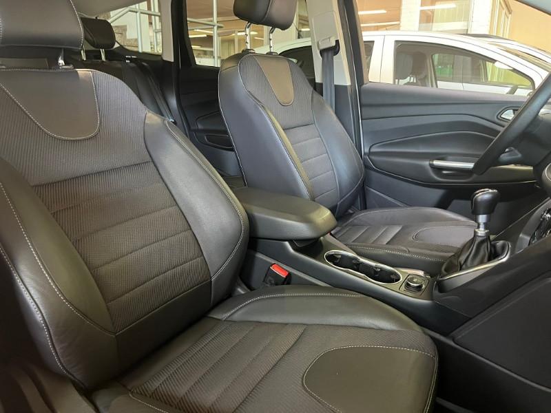 FORD Kuga 2.0 TDCI 120 CV S&S 2WD Titanium