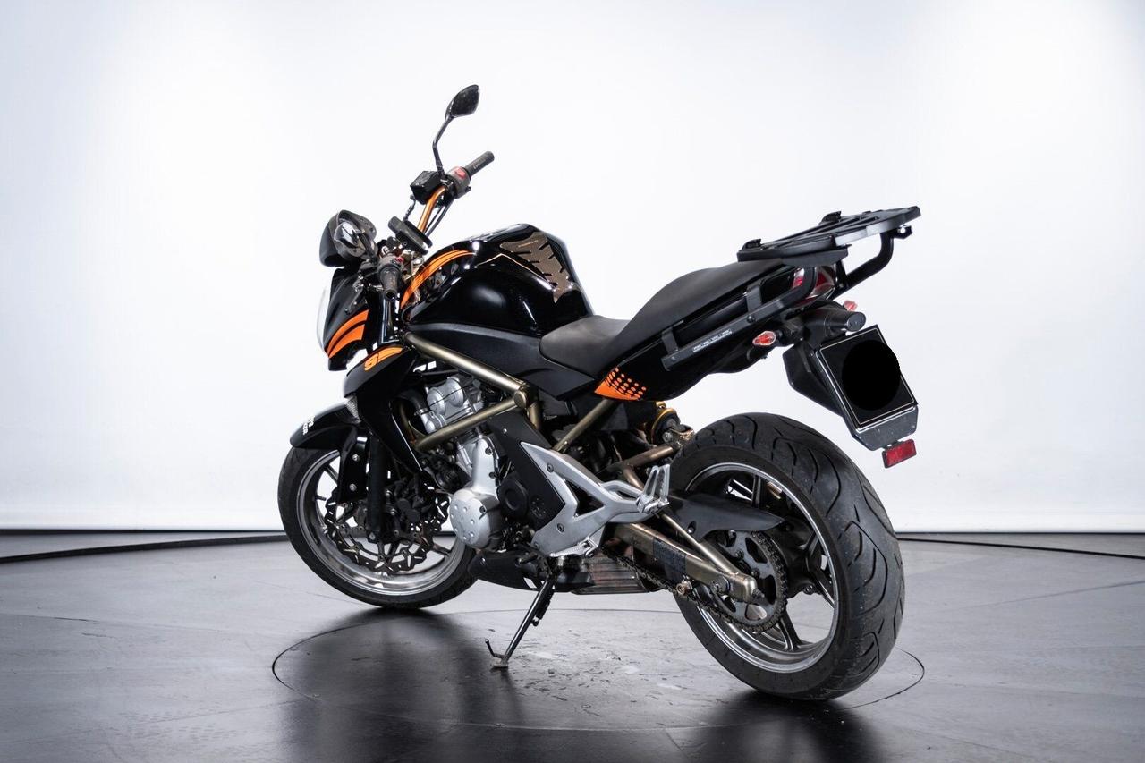 Kawasaki ER 6 N (STUPENDA)