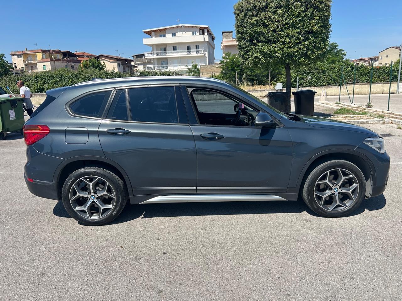 Bmw X1 sDrive18d Business Automatico