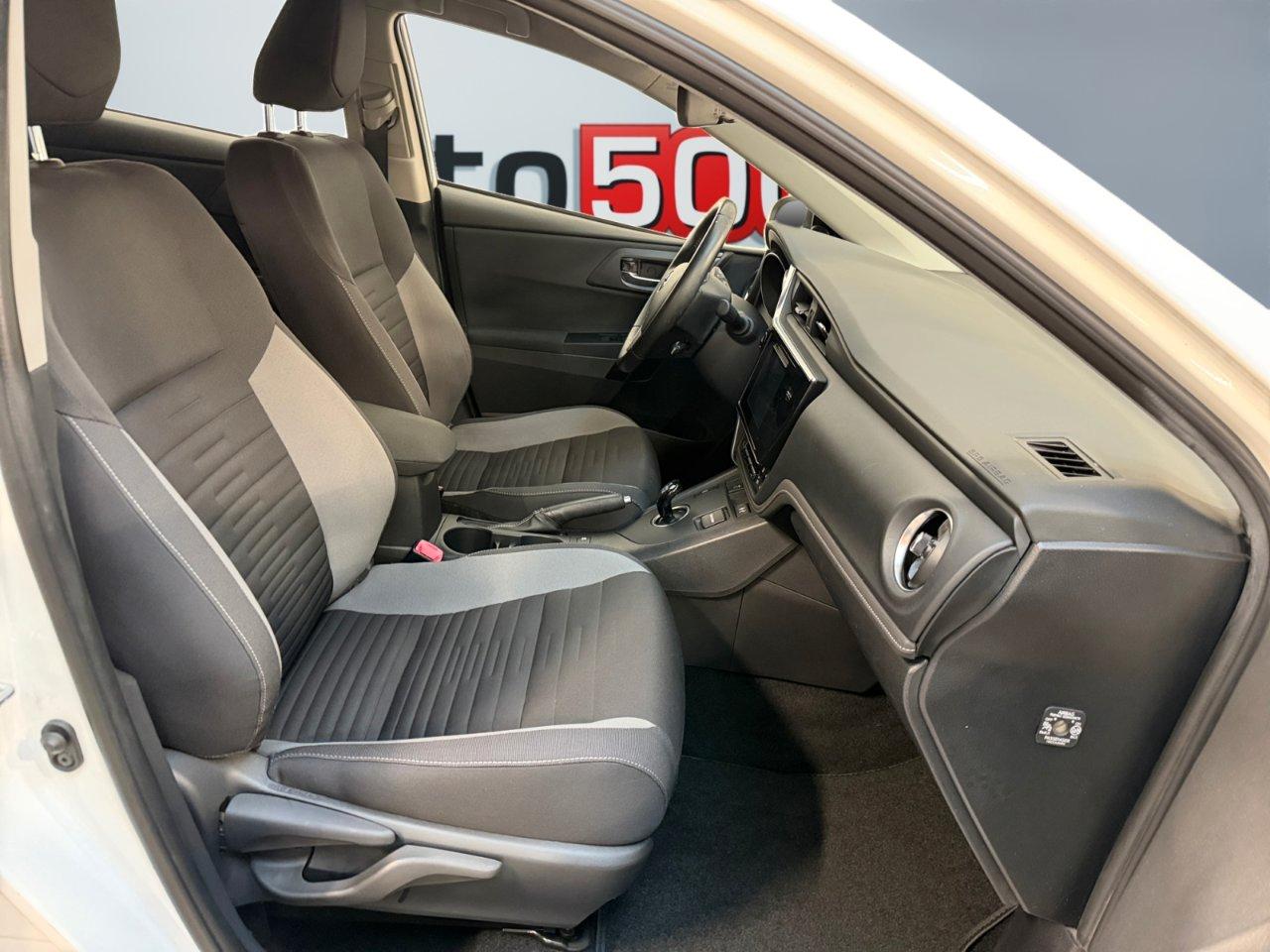 Toyota Auris 5 Porte Auris 1.8h Active cvt