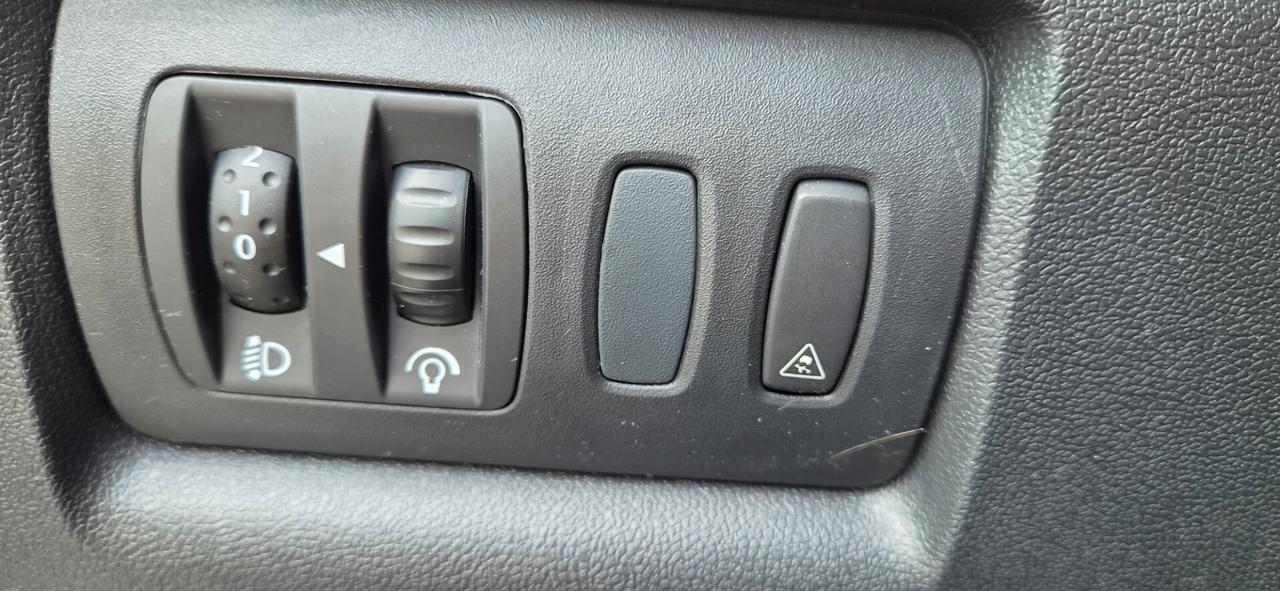 Renault Clio 1.2 16V 5 porte Live!