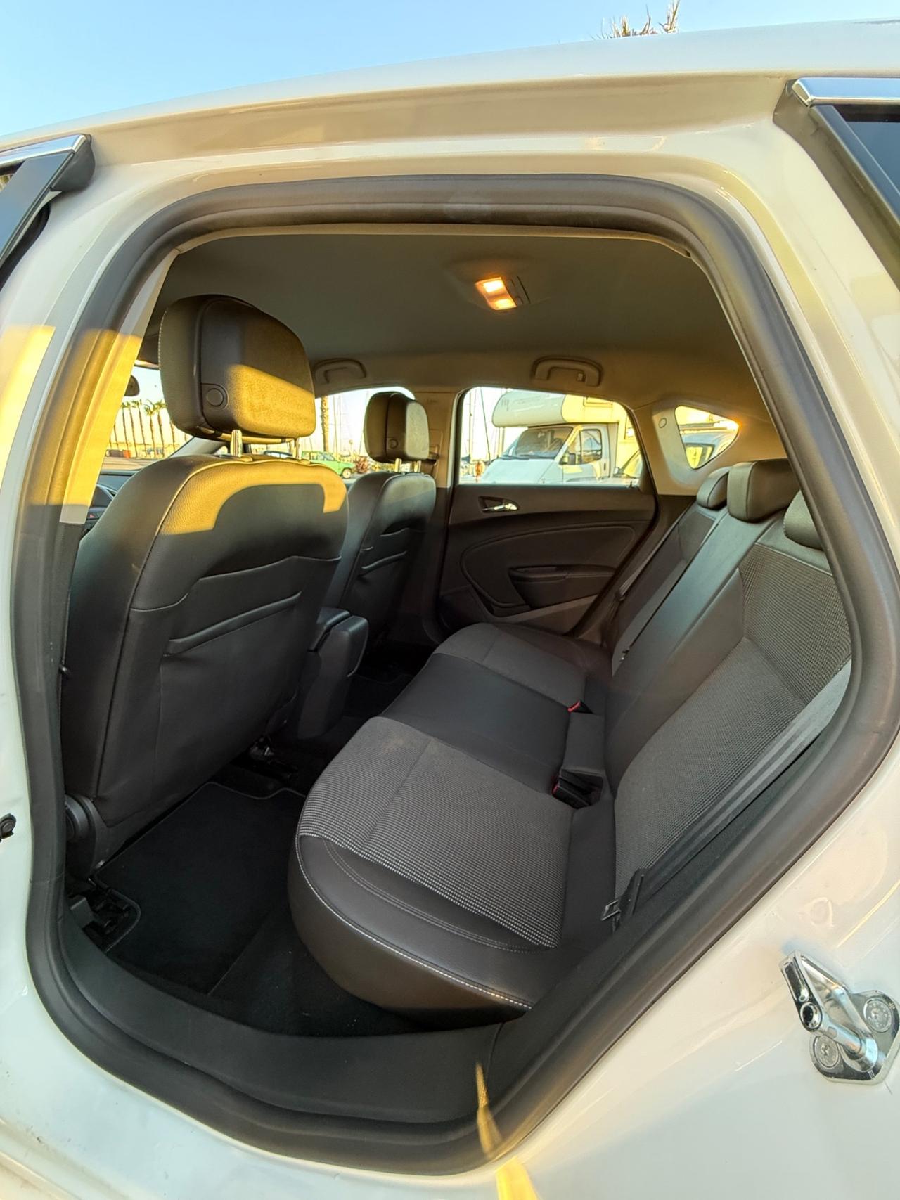 Opel Astra 1.7 CDTI 110CV 5 porte Cosmo