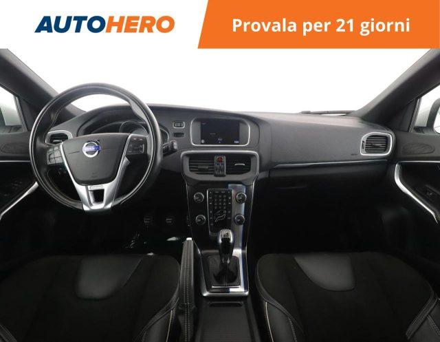 VOLVO V40 T3 R-design Kinetic