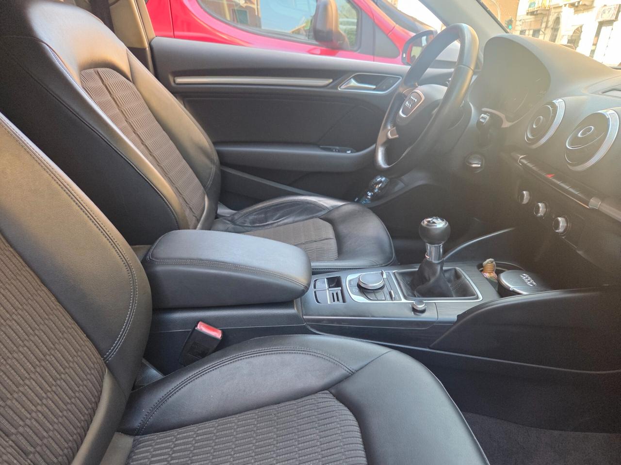 AUDI A3 1.4 TFSI 122 CV AMBITION – PELLE – TAGLIANDI AUDI