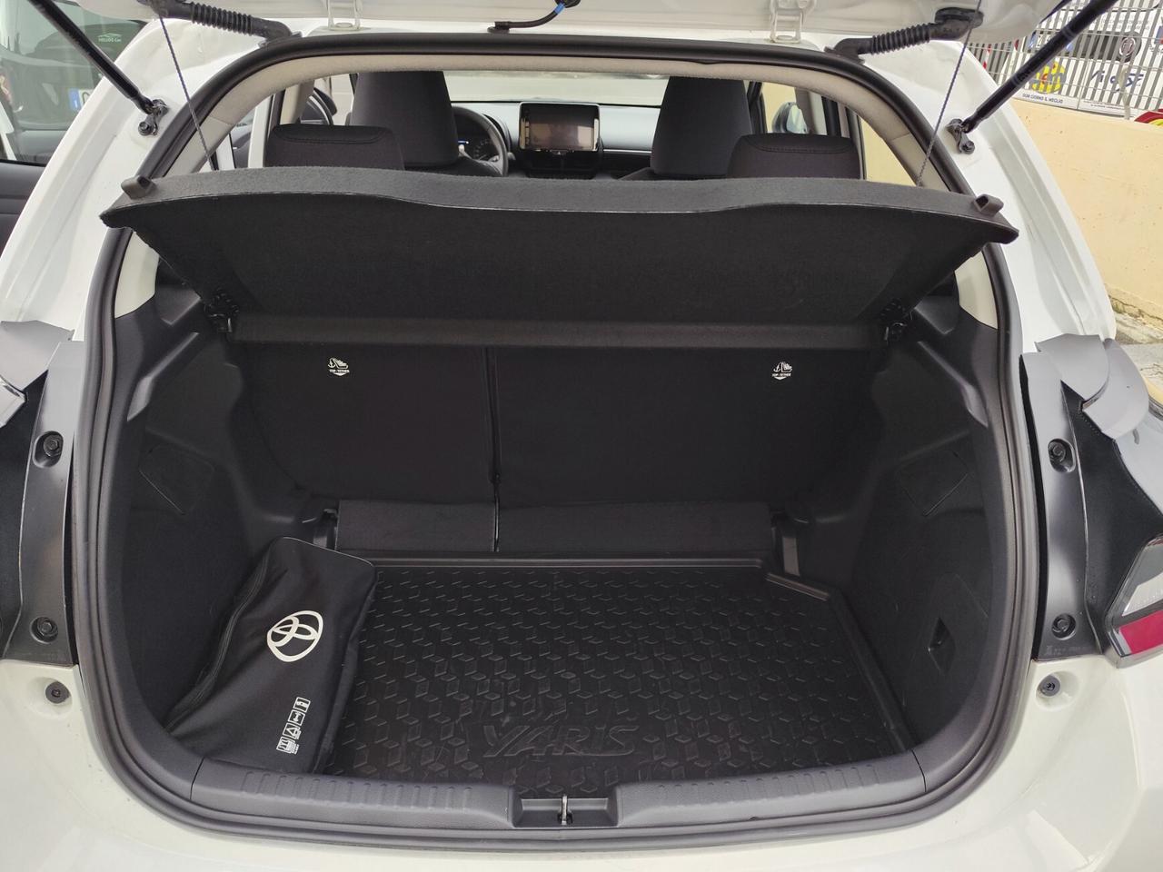 Toyota Yaris 1.5 Hybrid 5 porte Active GARANZIA TOYOTA