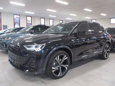 Audi Q3 35 TDI S tronic Blackline