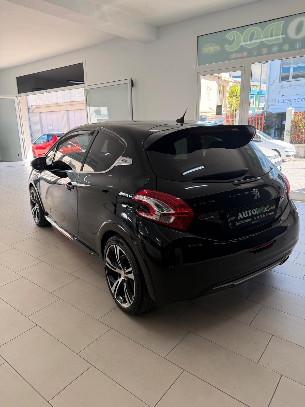 Peugeot 208 1.6 THP 200 CV 3 porte GTi