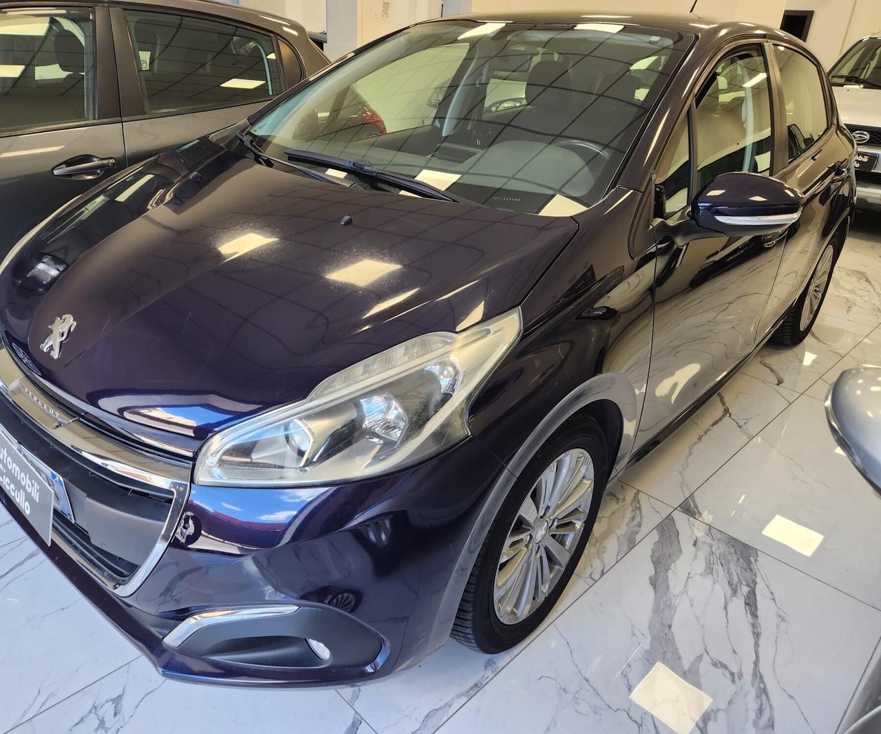 Peugeot 208 BlueHDi 1.6D 75CV 5 porte Allure