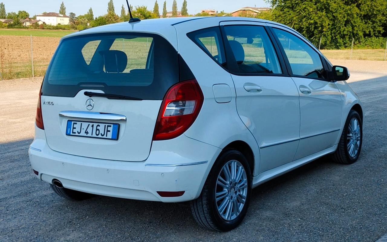 Mercedes-benz A 160 BlueEFFICIENCY Coupé Special Edition