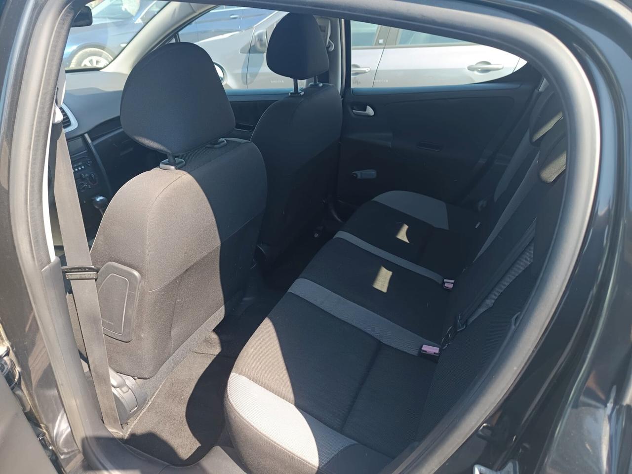 Peugeot 207 1.4 8V 75CV 5p. ECO GPL Tua a 86€ al Mese
