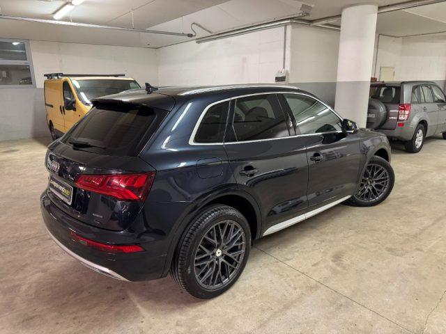 AUDI Q5 40 TDI quattro Business Sport