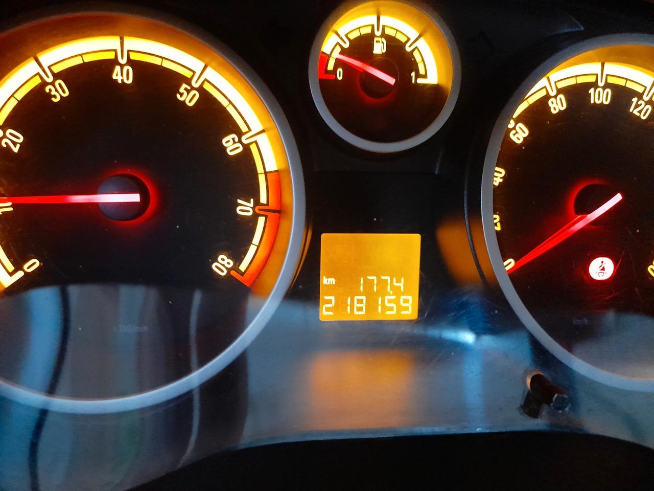 Opel Corsa 1.2 80CV 5 porte GPL-TECH Edition