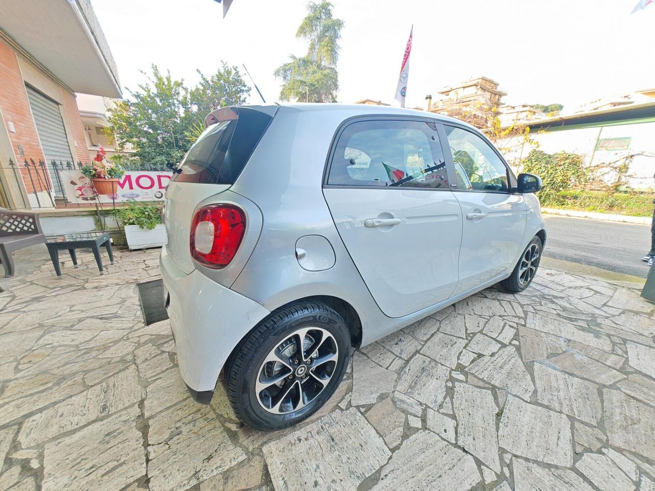 Smart ForFour 70 1.0 Passion