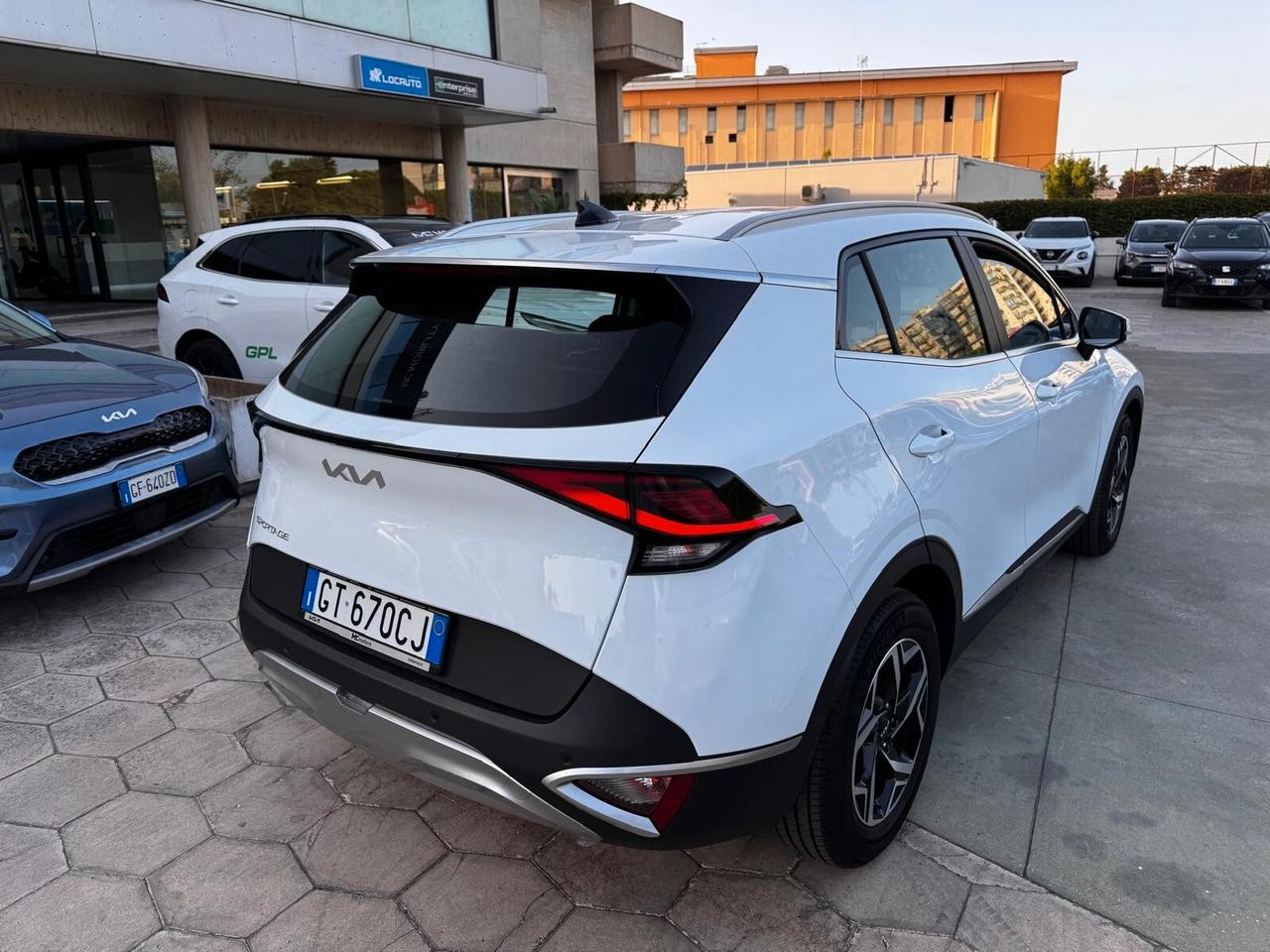 KIA SPORTAGE 1.6 GPL BUSINESS 2024 SENSORI E RETROCAMERA