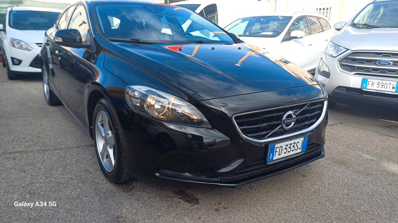 Volvo V40 D2 Geartronic Business