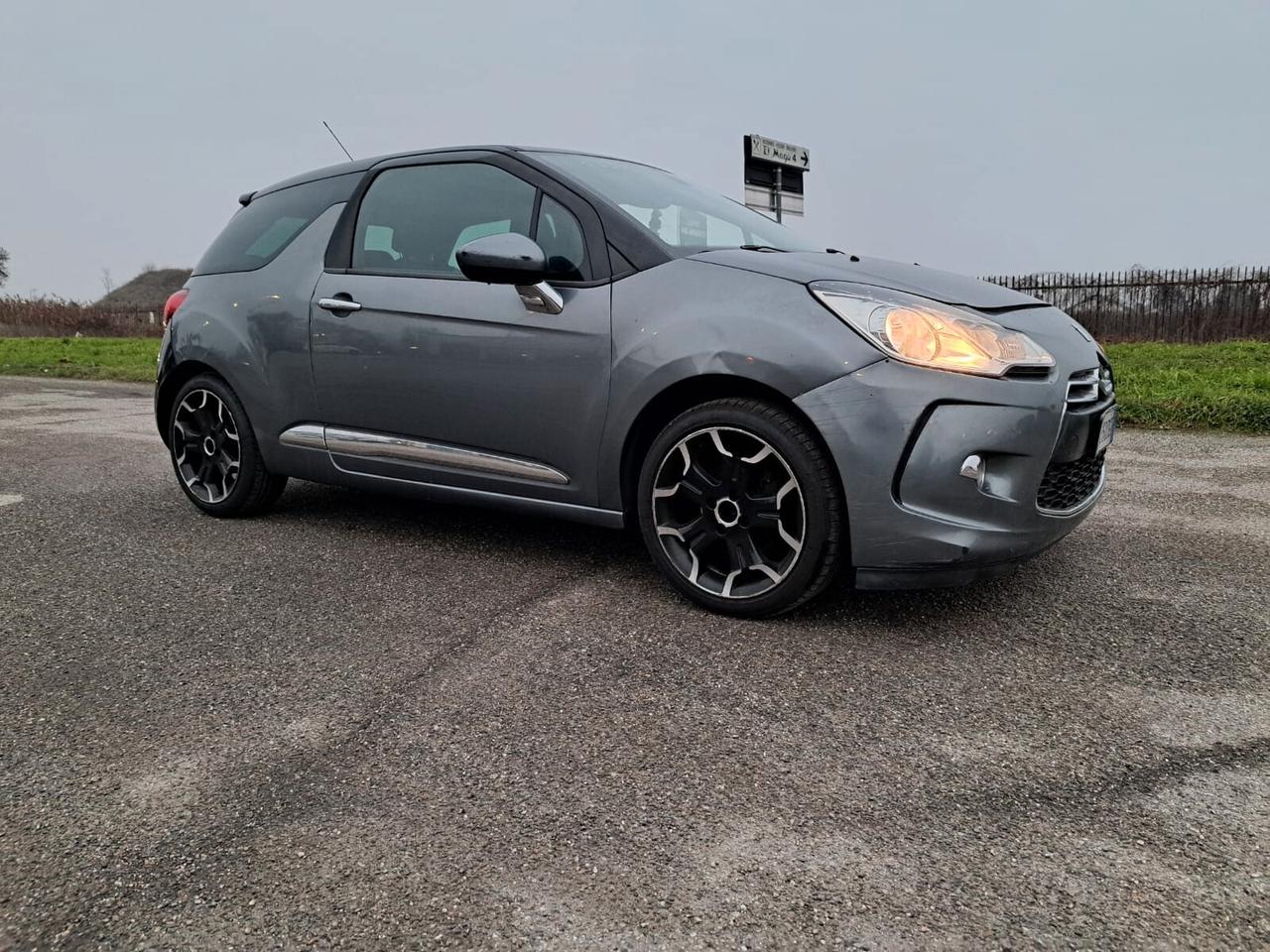 Ds DS3 3 1.6 THP 155 Just Black