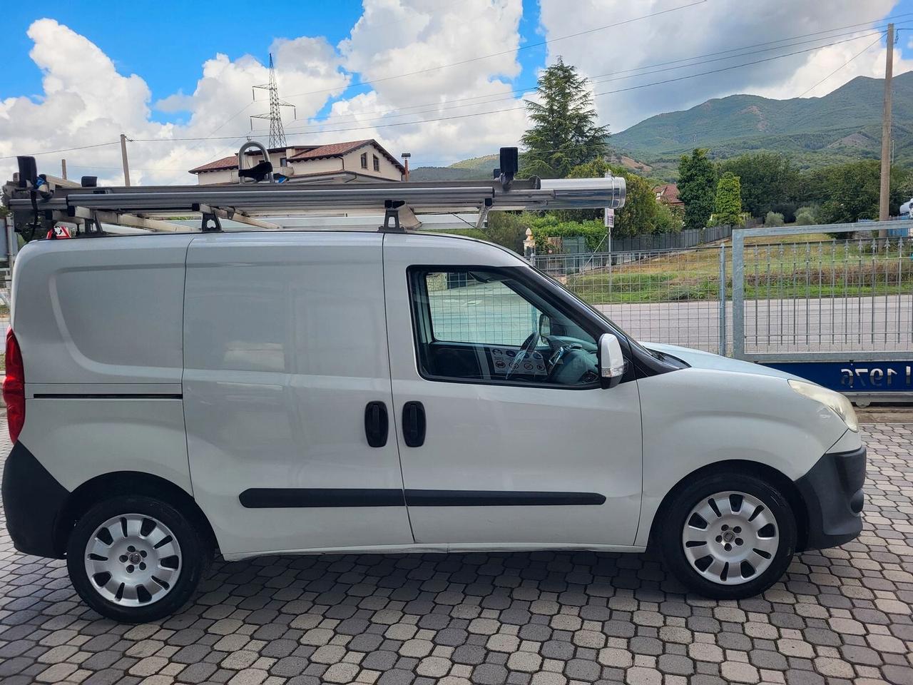 Fiat Doblo 1.6 MULTIJET - ATTREZZATA CASSETTIERE/ PORTA SCALE