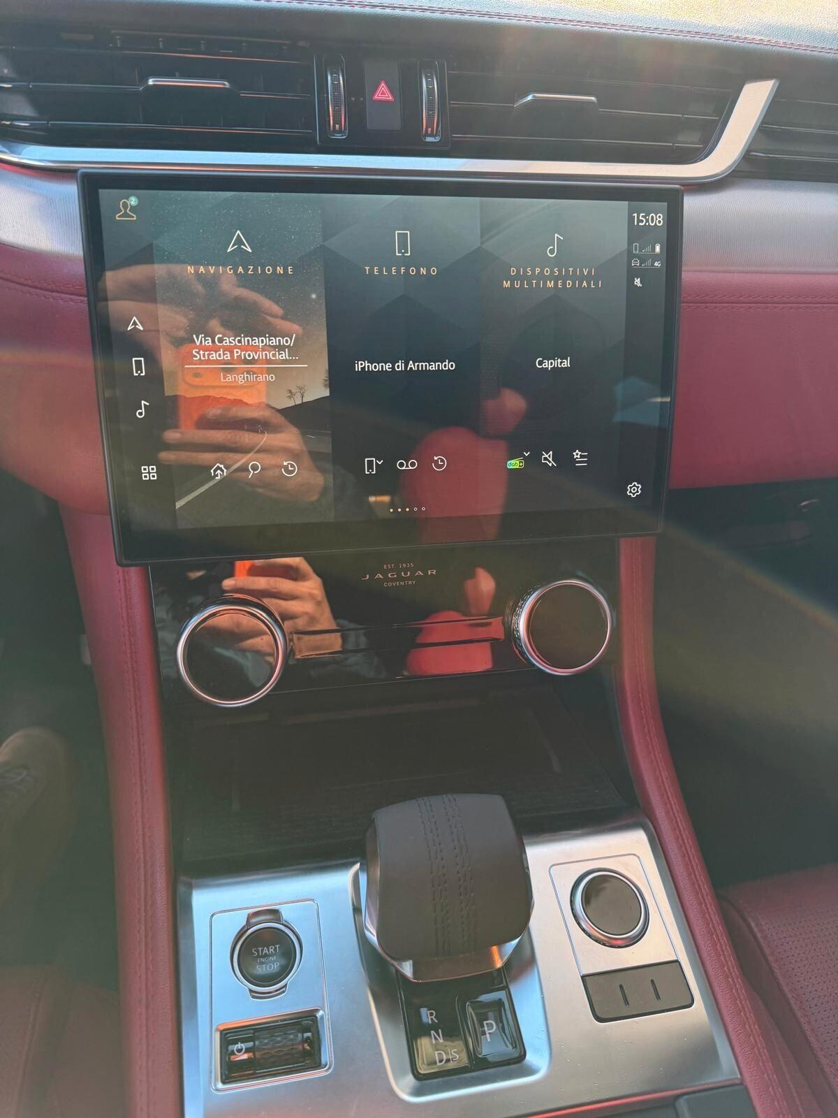 Jaguar F-Pace 2.0 D 163 CV AWD AUT. R-DYNAMIC SE