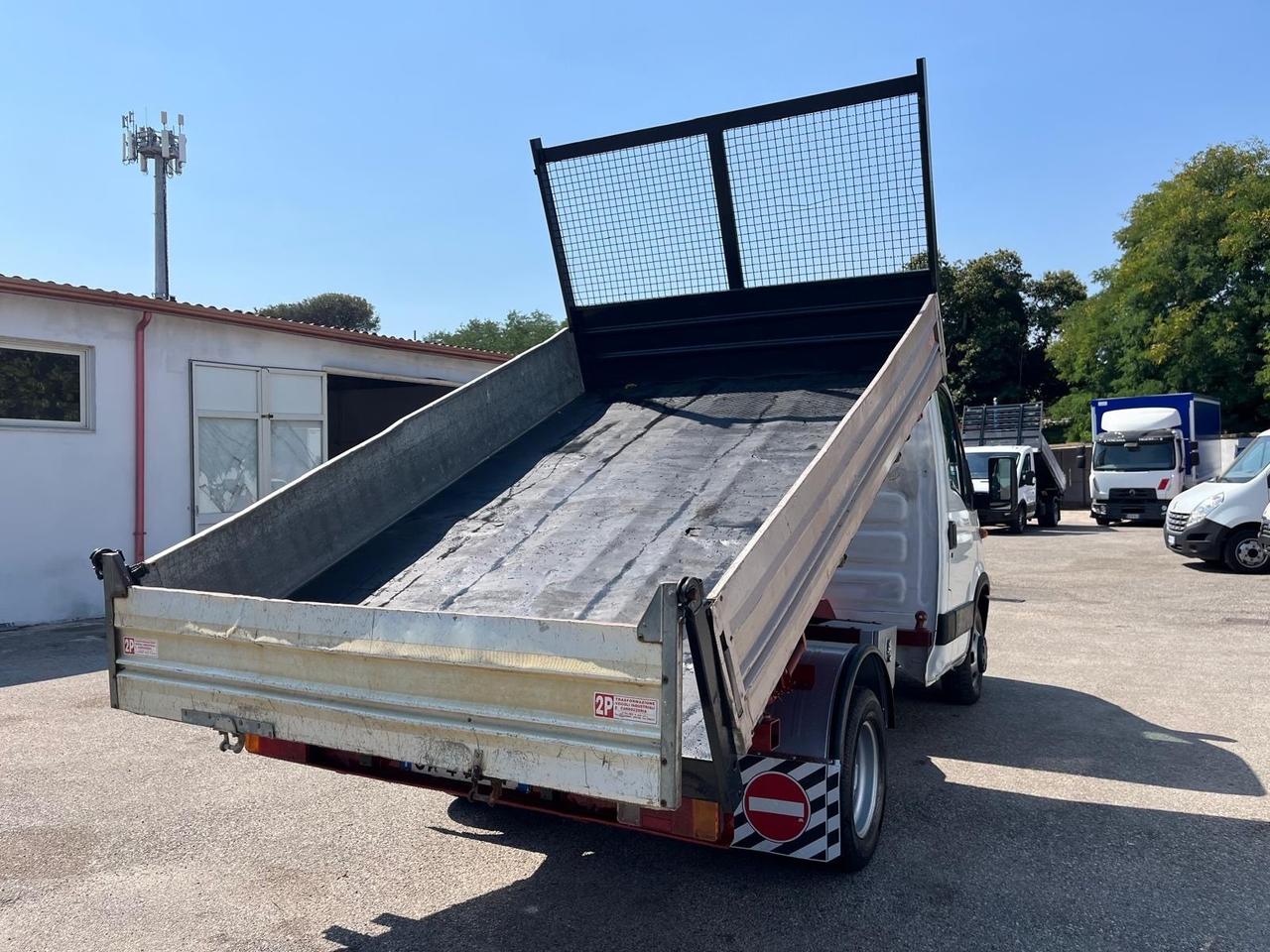 Iveco daily 35c12-2.3cc-cassone riba-2003