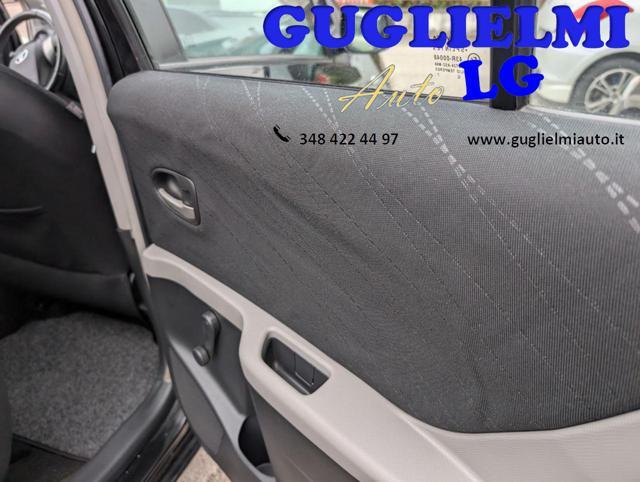 TOYOTA Yaris 1.3 5 porte Sol Bluetooth